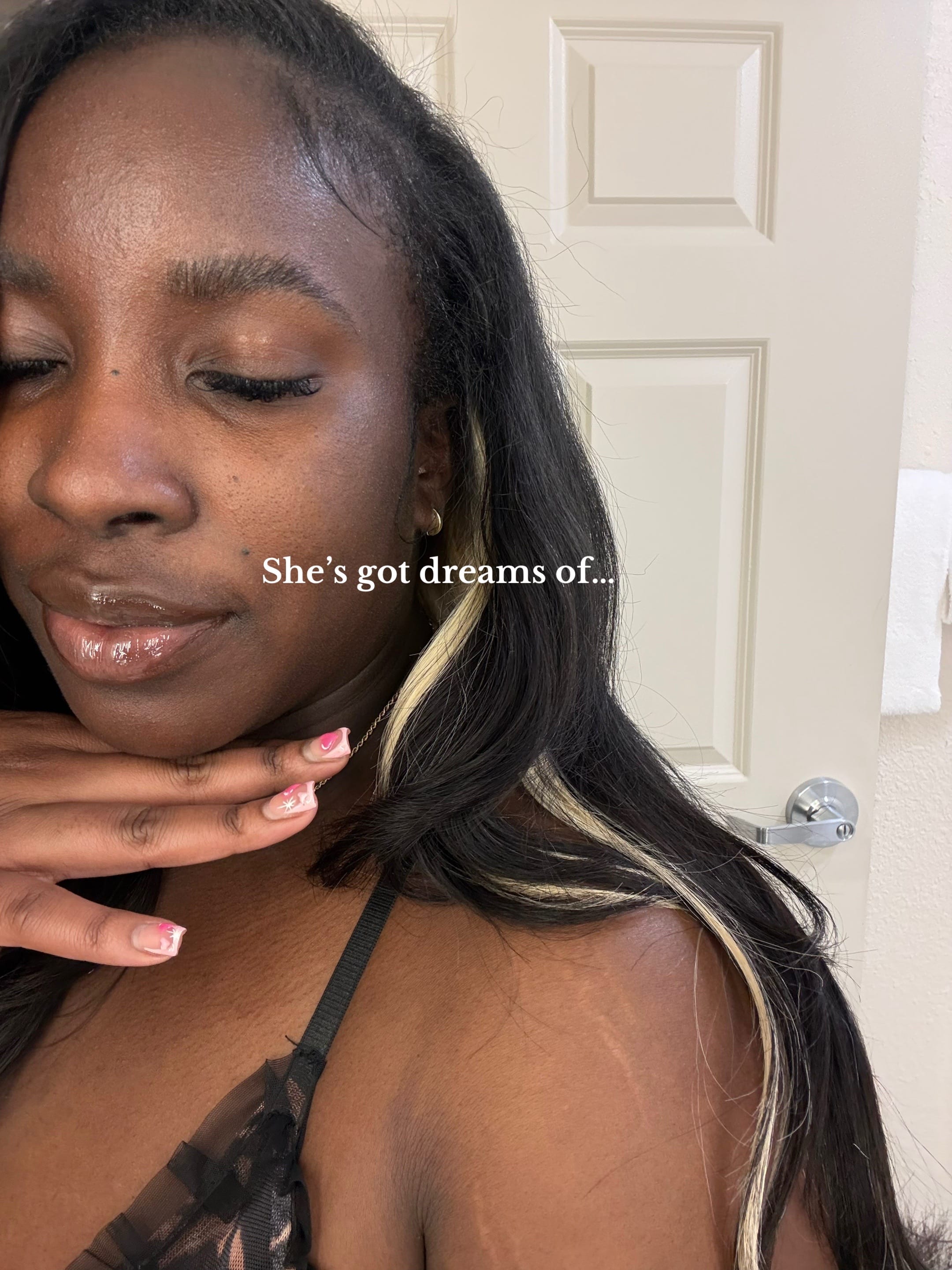 Post 2 by Stephanie Rochelle ☆ on TikTok (video)