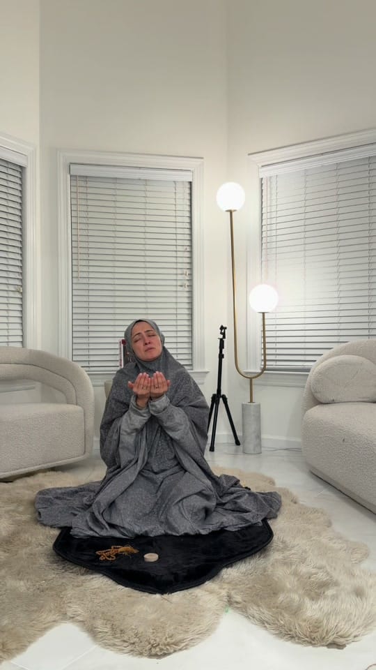 Post 4 by honey on TikTok (video)