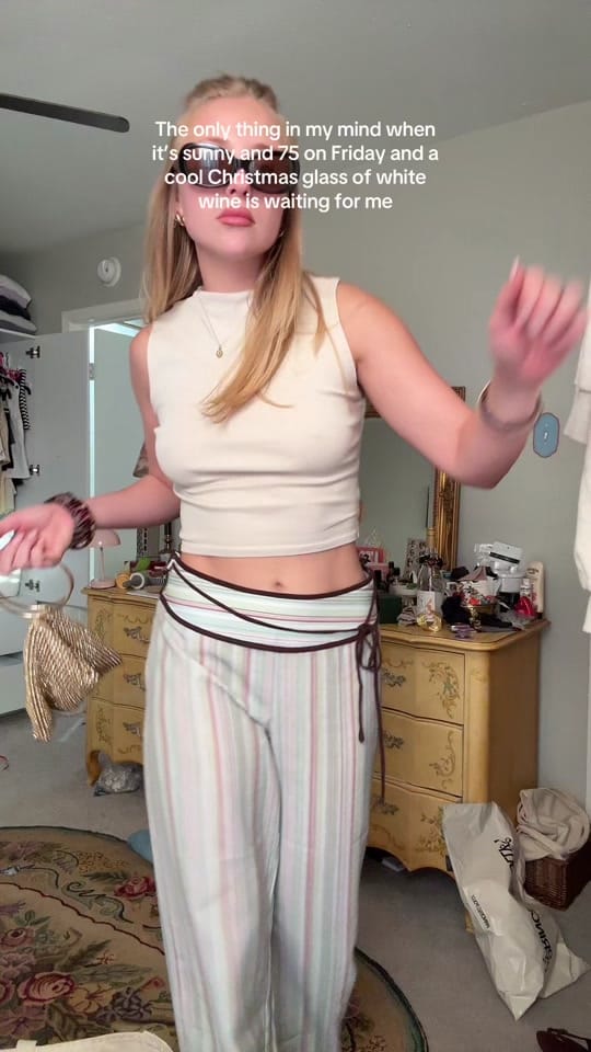 Post 2 by Zoe Grace on TikTok (video)