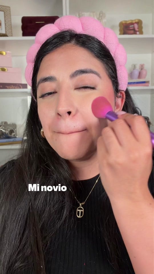 Post 3 by Laura Kool ✨ on TikTok (video)