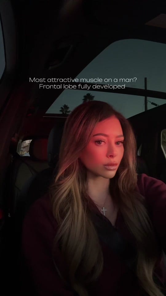 Post 4 by ninasousou on TikTok (video)