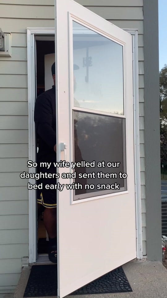 Post 9 by James Reed on TikTok (video)