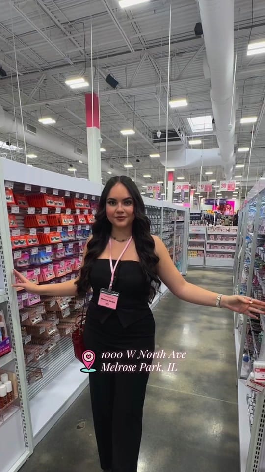 Post 4 by mony.uribee on TikTok (video)