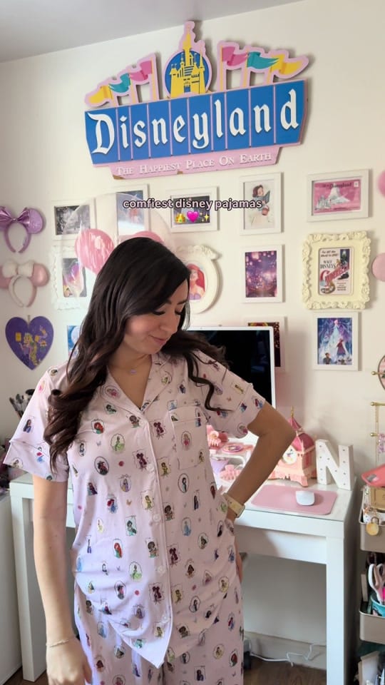 Post 2 by Nikki on TikTok (video)