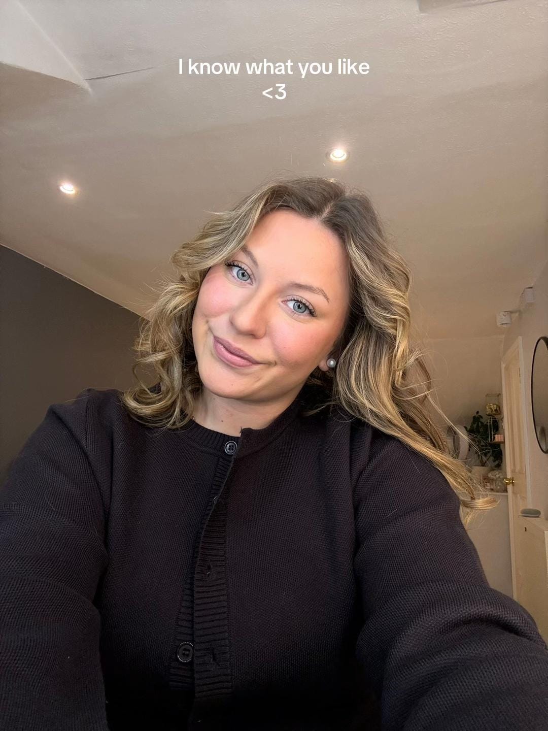 Post 3 by georgiajenx on TikTok (video)