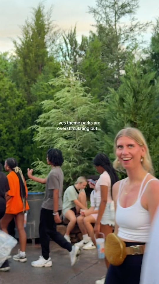 Post 6 by susi on TikTok (video)