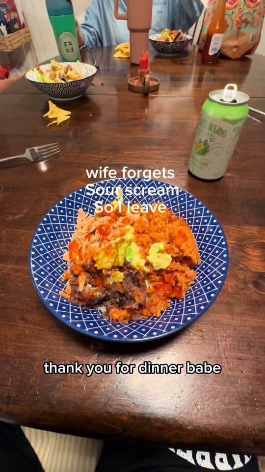 Post 4 by Alex Esteban on TikTok (video)