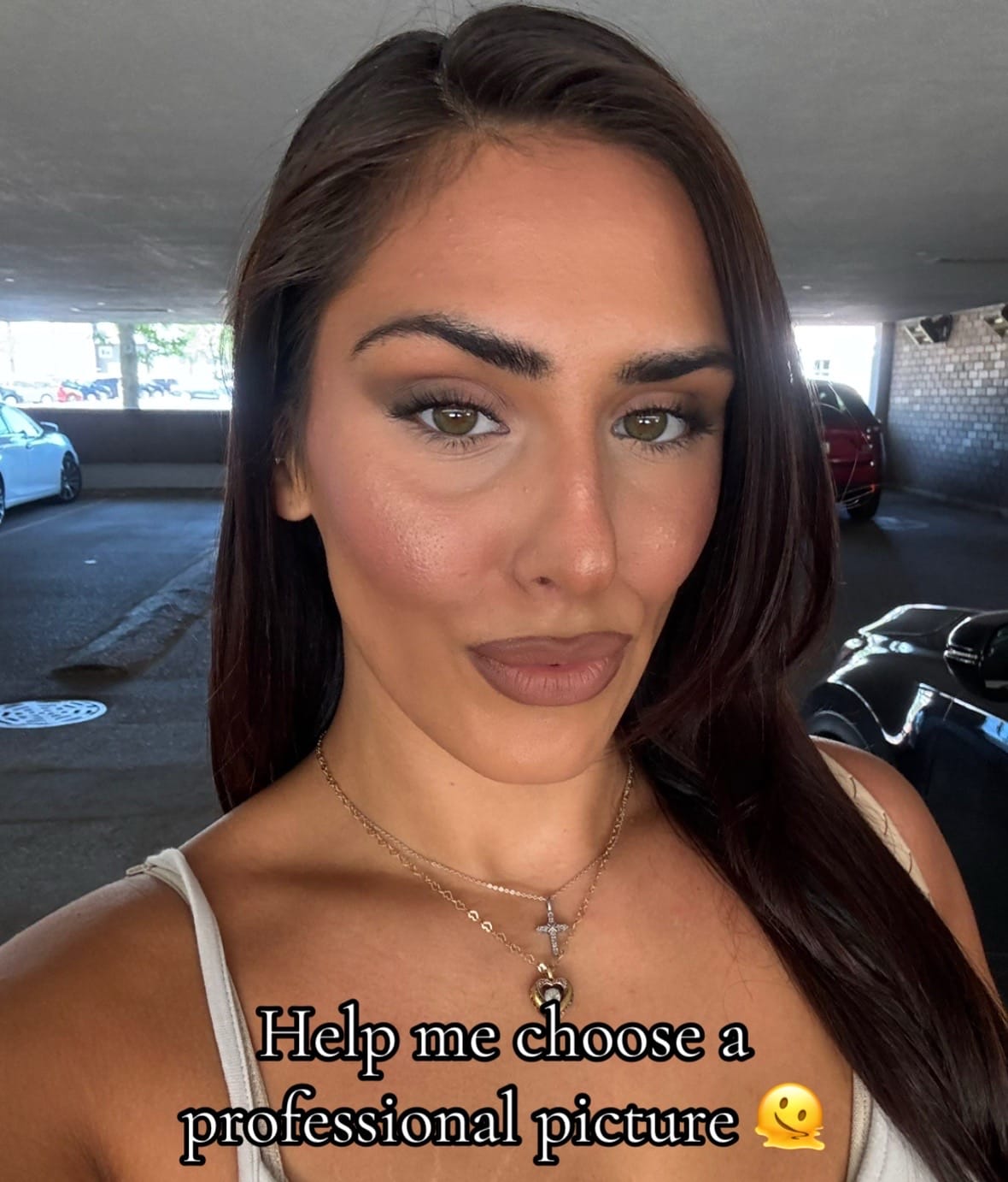 Post 8 by carmenzayaa † | Influencer on TikTok (video)