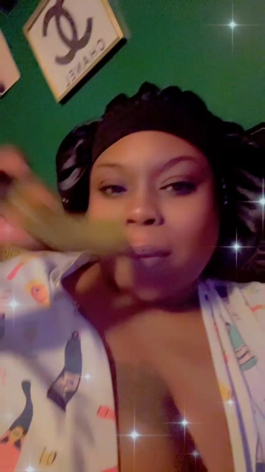 Post 6 by mookiefine_ on TikTok (video)