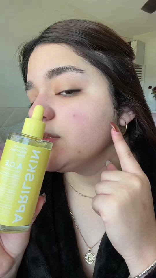 Post 6 by Kate on TikTok (video)