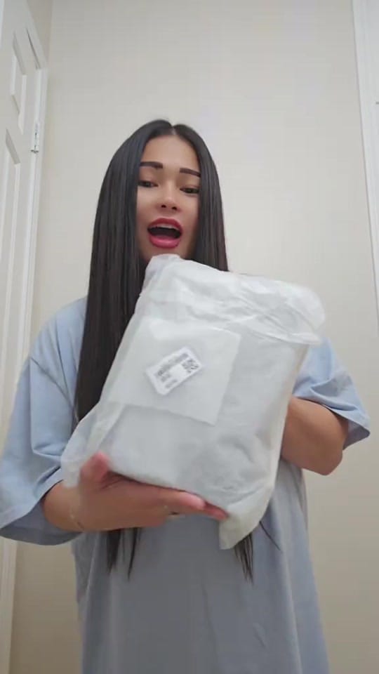 Post 5 by Flore Buhat on TikTok (video)