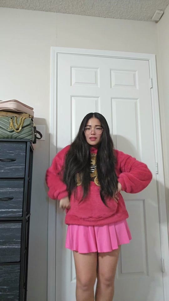 Post 6 by Flore Buhat on TikTok (video)