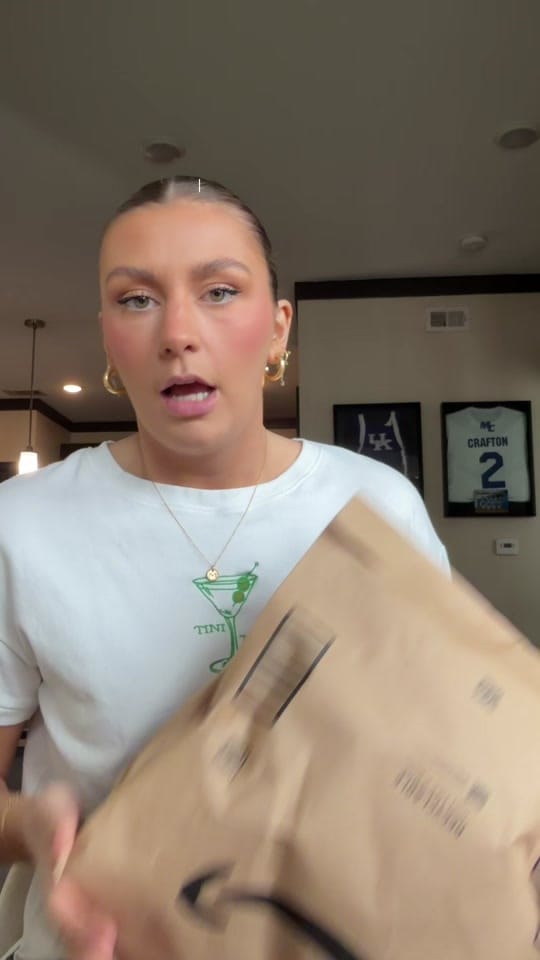 Post 1 by MALLORY BURFORD on TikTok (video)
