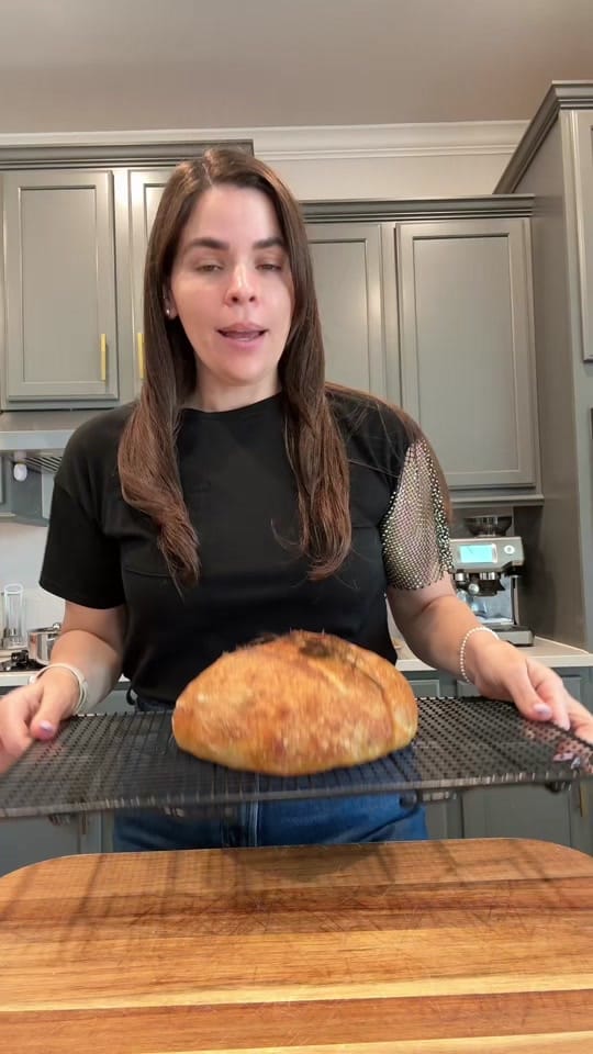 Post 3 by Yeilyn Rodríguez on TikTok (video)