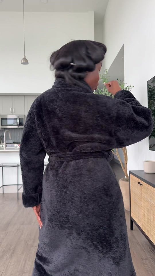 Post 2 by Dessy on TikTok (video)