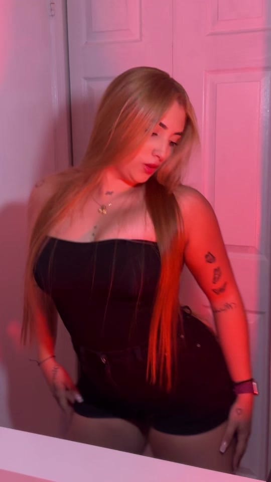 Post 8 by lauragomezvj on TikTok (video)