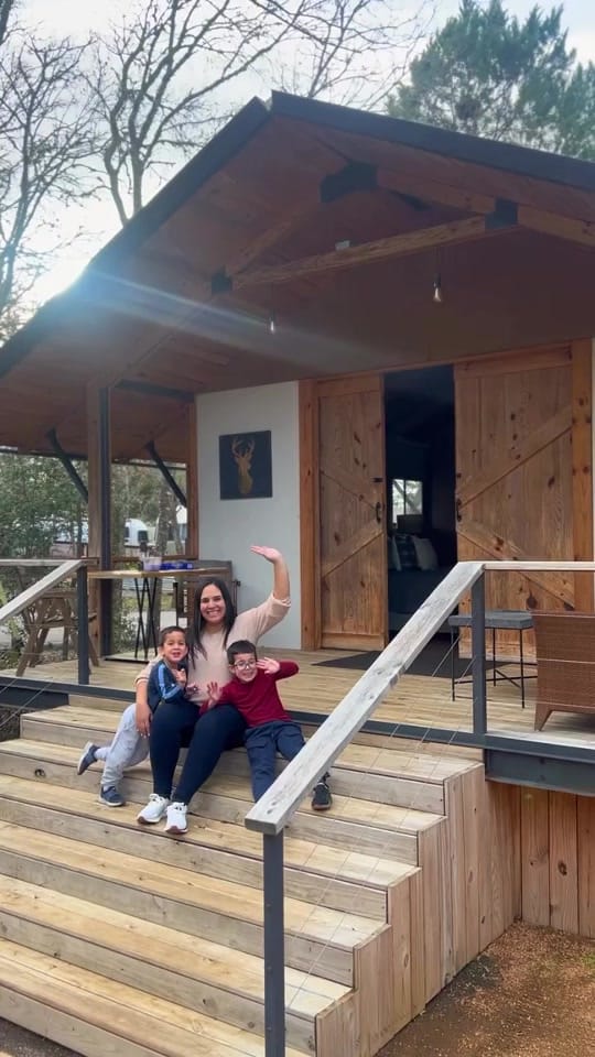 Post 10 by Jessica ✨ AUSTINCONHIJOS on TikTok (video)