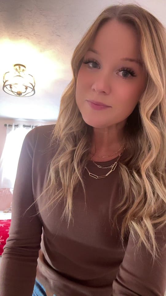 Post 7 by Amandaaa on TikTok (video)