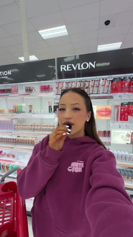 Post 7 by Julie Piedra on TikTok (video)