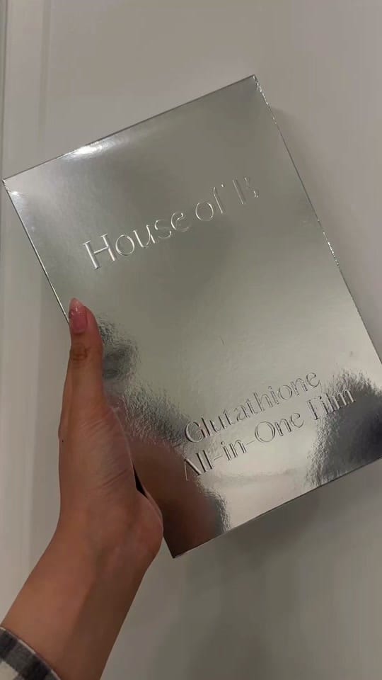 Post 2 by gisella.jpg on TikTok (video)