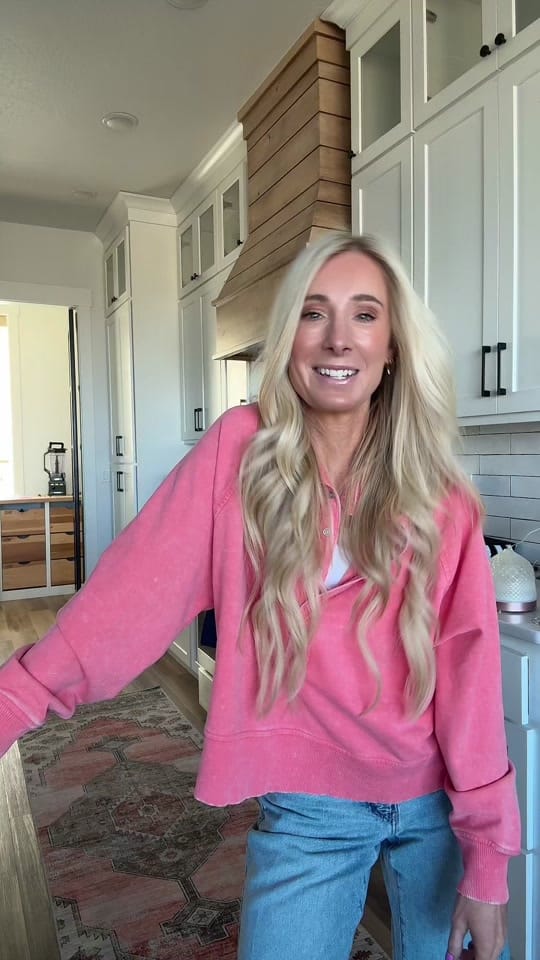 Post 3 by Lauren Hale on TikTok (video)