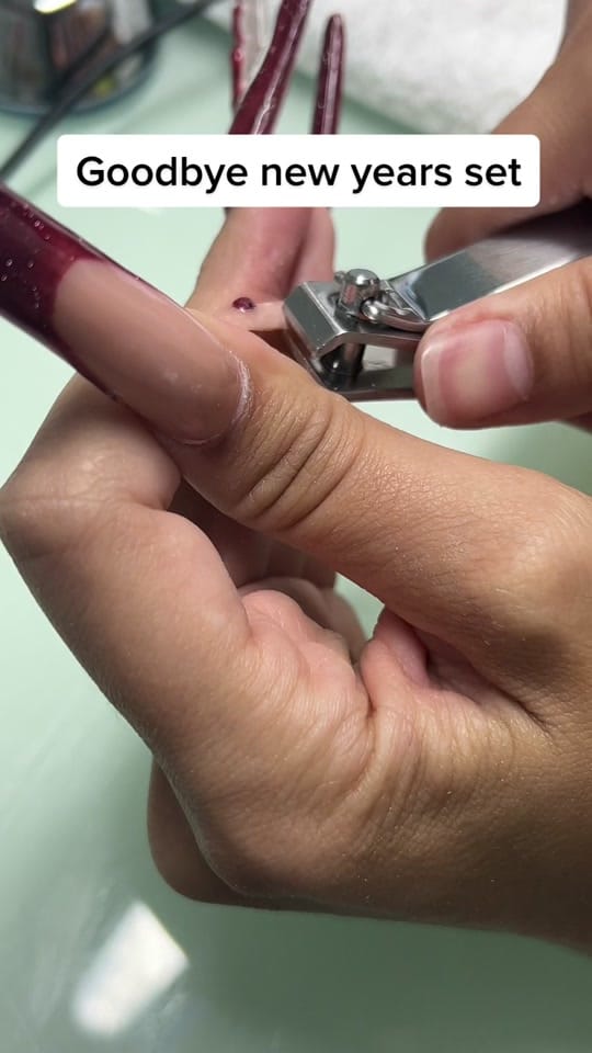 Post 4 by YenisBeautyBar on TikTok (video)