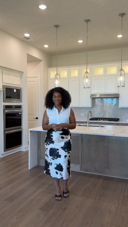 Post 1 by Monica | The Dallas Realtor on TikTok (video)