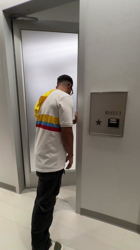 Post 2 by Johann on TikTok (video)