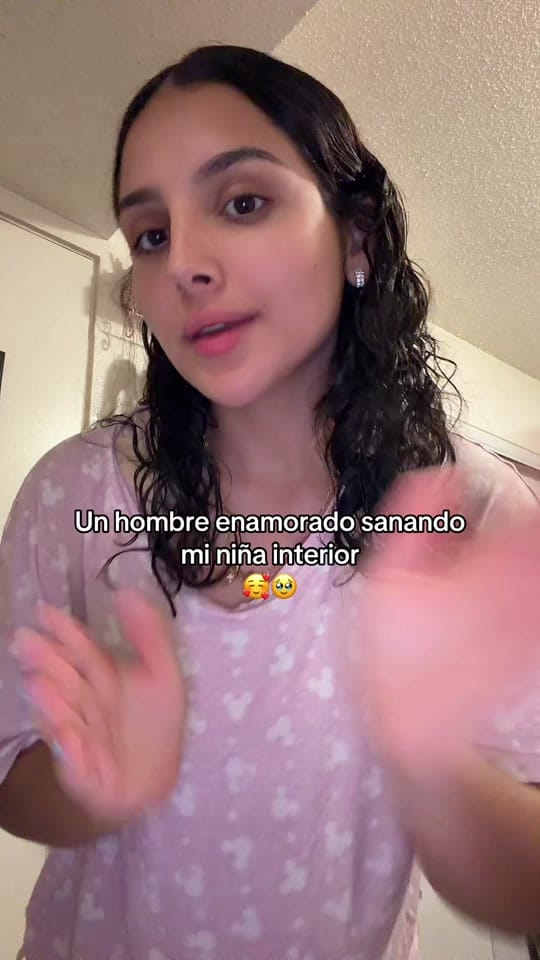Post 7 by Paola Vizcarra on TikTok (video)