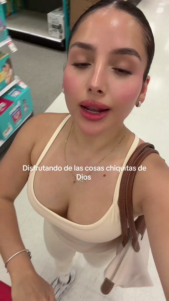 Post 1 by Paola Vizcarra on TikTok (video)