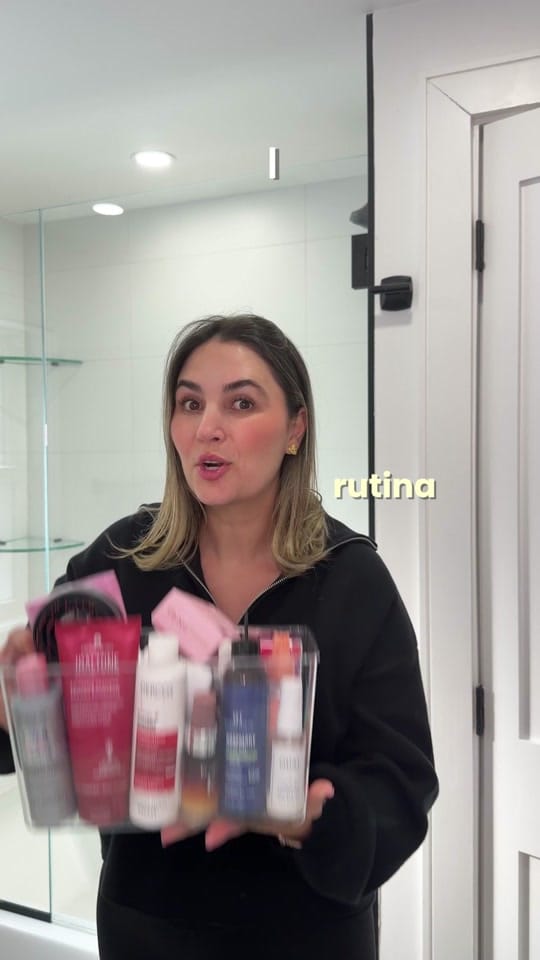 Post 3 by Ana Velez | Boston creator on TikTok (video)