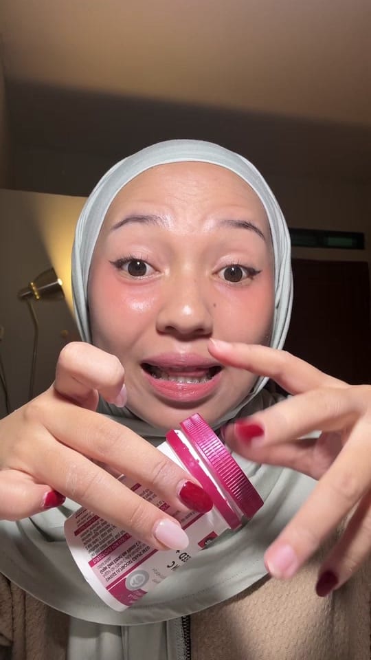 Post 6 by andine | kusam & oily skin on TikTok (video)
