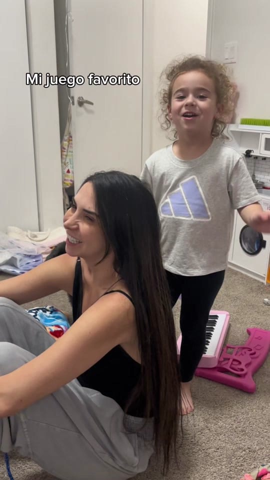 Post 2 by Richelle Lehrer on TikTok (video)
