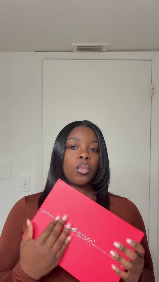 Post 1 by FayJull. on TikTok (video)