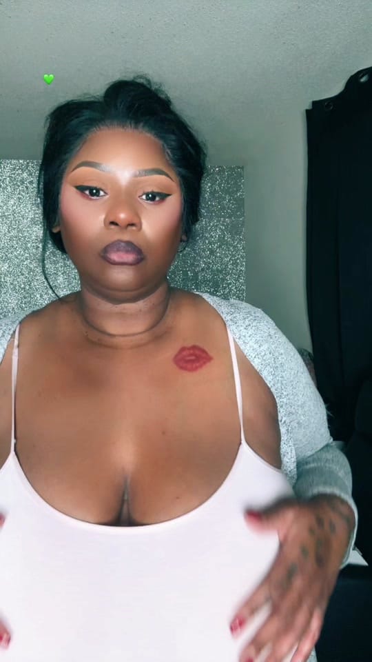 Post 6 by iowapeach10 on TikTok (video)