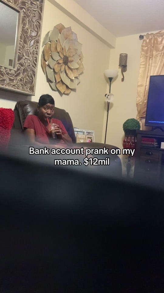 Post 4 by Arie the Barbie on TikTok (video)