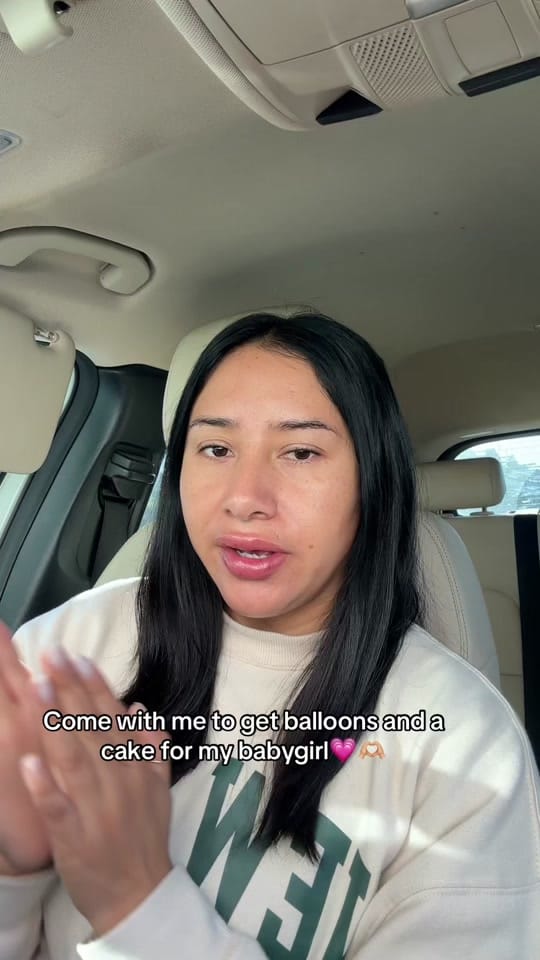 Post 7 by Anita on TikTok (video)