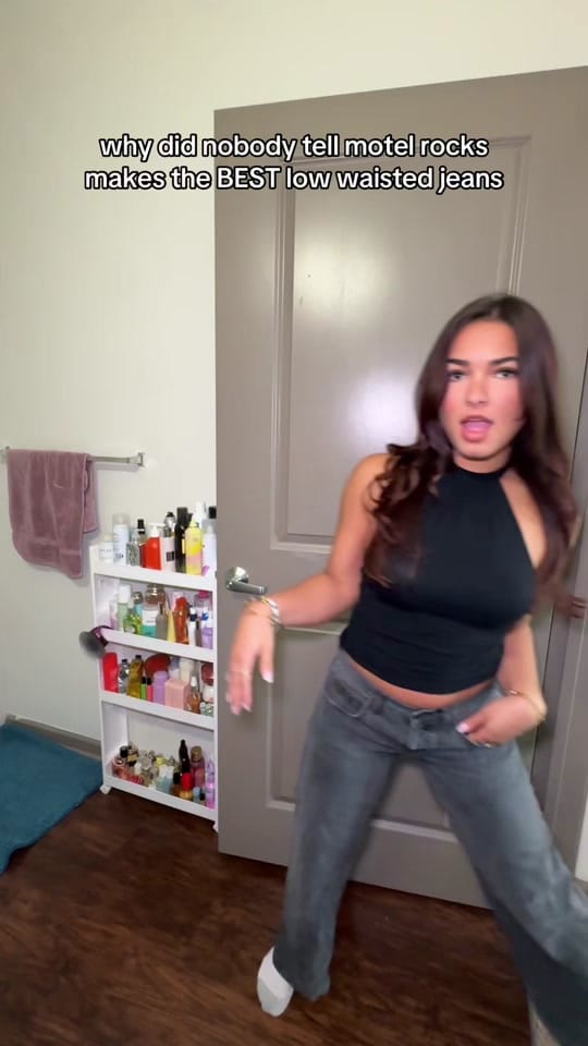 Post 6 by isa on TikTok (video)