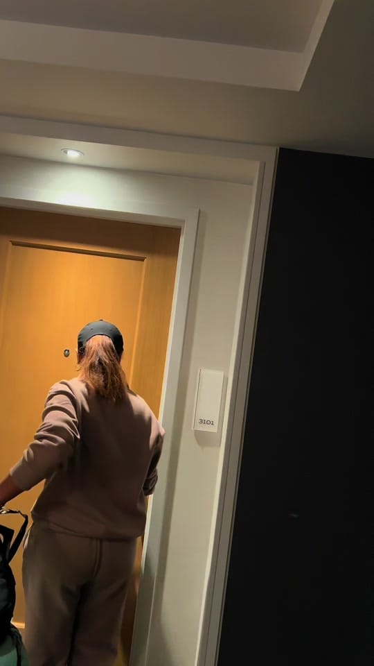 Post 1 by HannahElisa•Nashville Creator on TikTok (video)