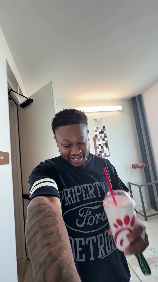 Post 8 by aaliyah & michael ₊˚⊹ᰔ on TikTok (video)