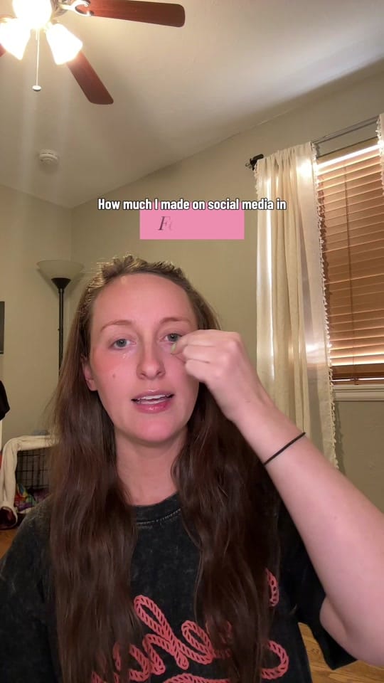 Post 3 by Riley ✈️ on TikTok (video)