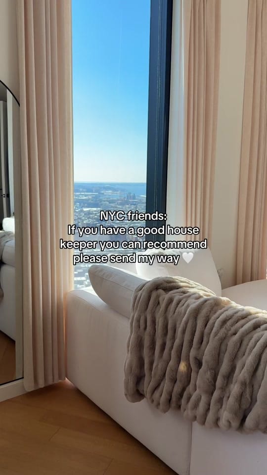 Post 1 by ash liv on TikTok (video)