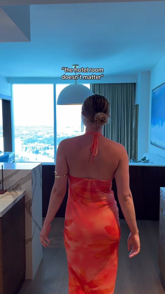 Post 1 by Kat | Travel 🌎✈️🌺 on TikTok (video)