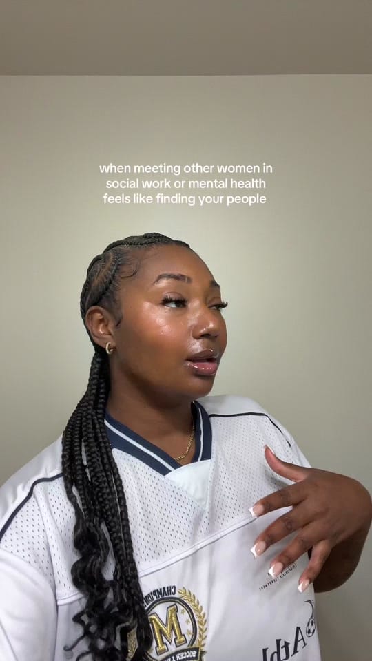 Post 9 by Mel on TikTok (video)