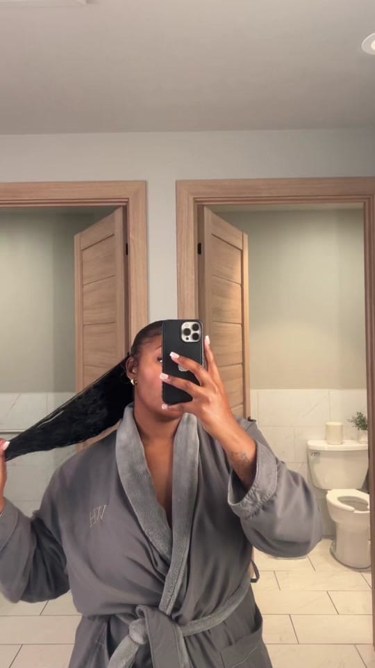 Post 8 by Mel on TikTok (video)