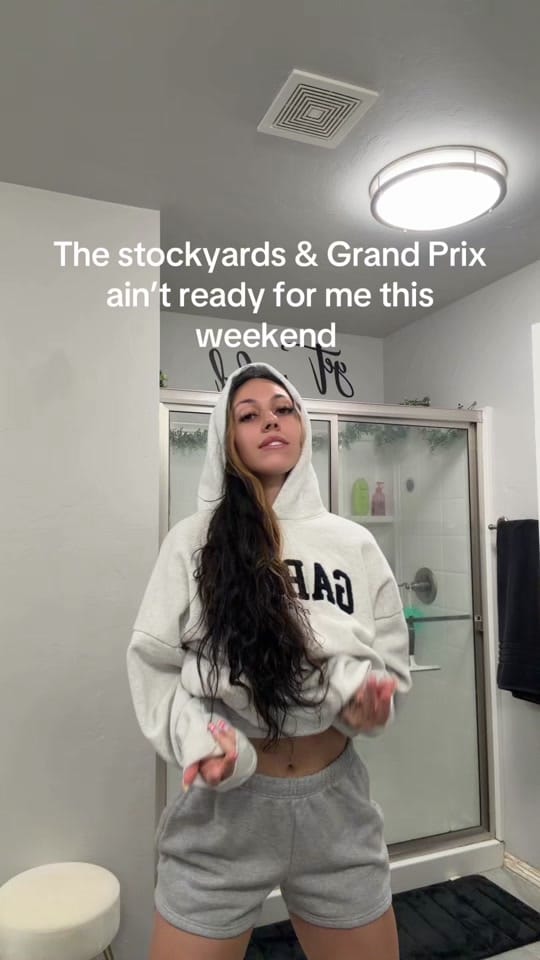 Post 1 by Toriana🤍 on TikTok (video)