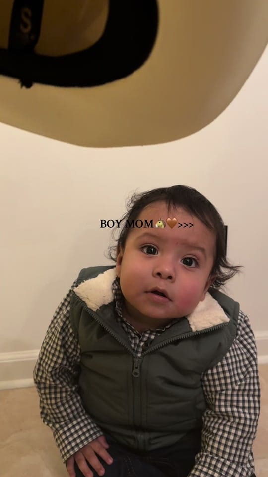 Post 1 by Zue on TikTok (video)