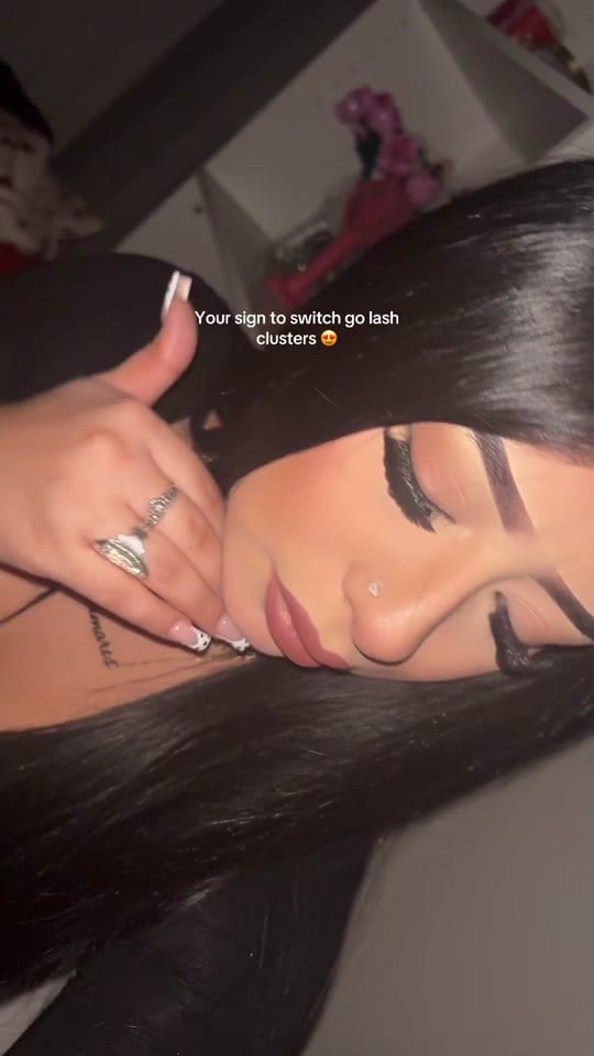 Post 2 by Adamaris🫦 on TikTok (video)