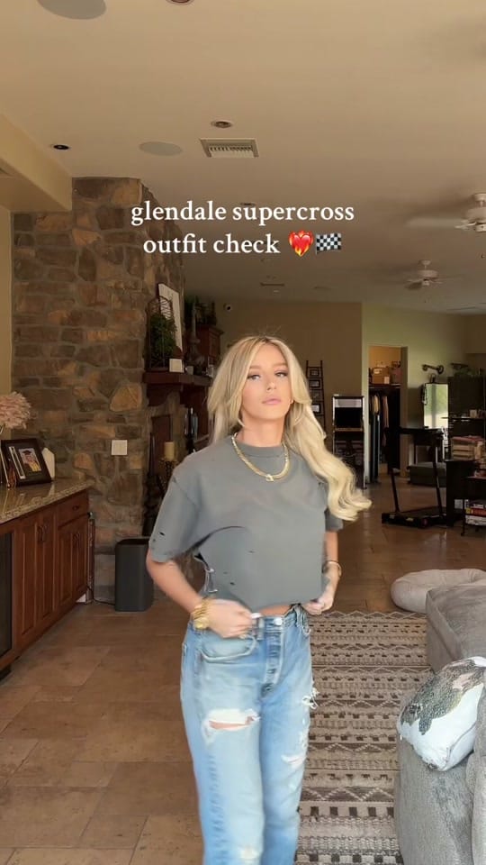 Post 9 by Jennifer Noelle Robin on TikTok (video)