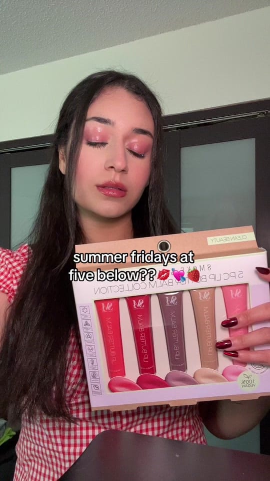 Post 10 by she styled this on TikTok (video)